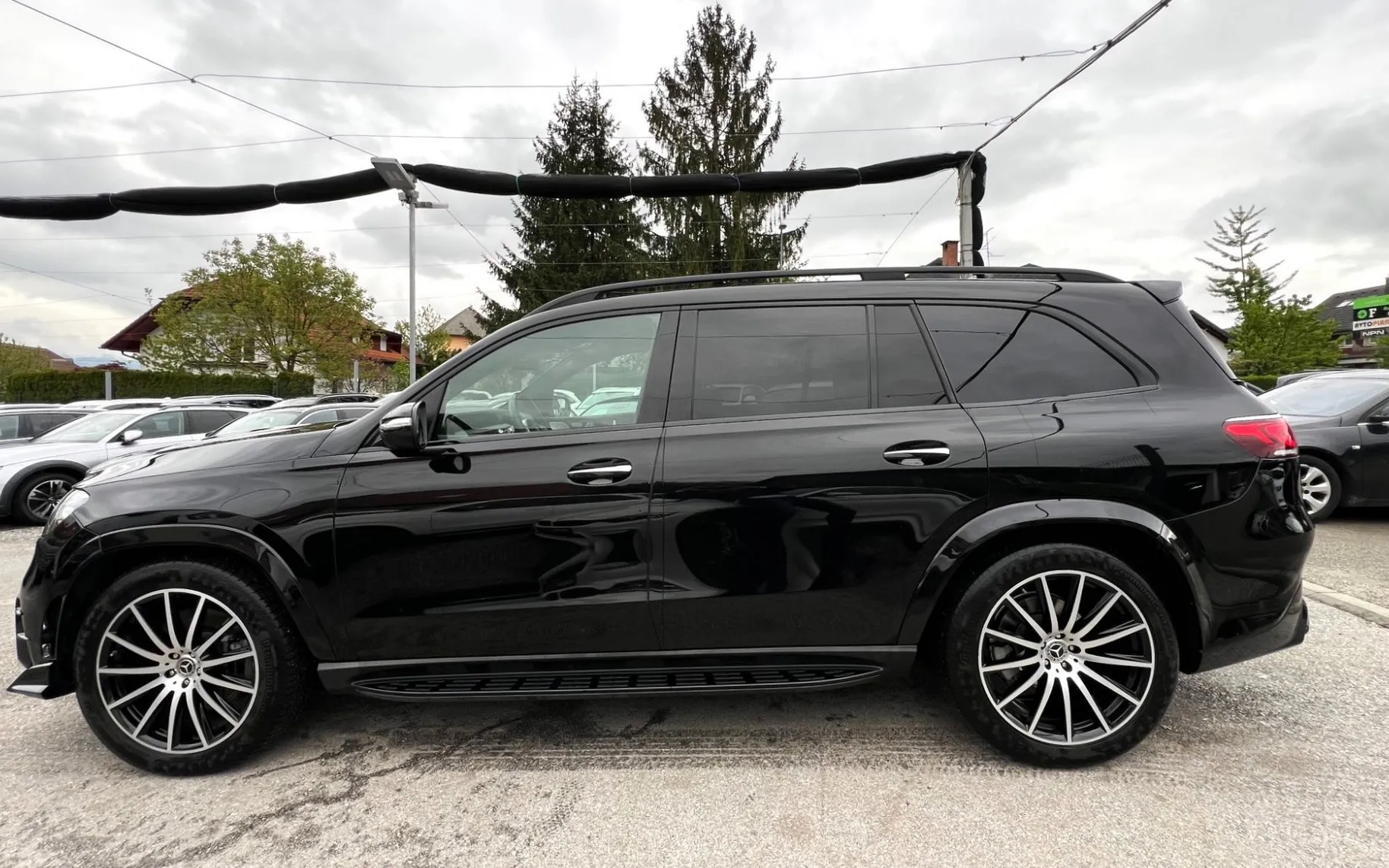 Zunanja slika - Mercedes-Benz GLS-Razred - GLS 400 d 4MATIC AMG NIGHT ACC LED 6 SEDEŽEV PANO - 2