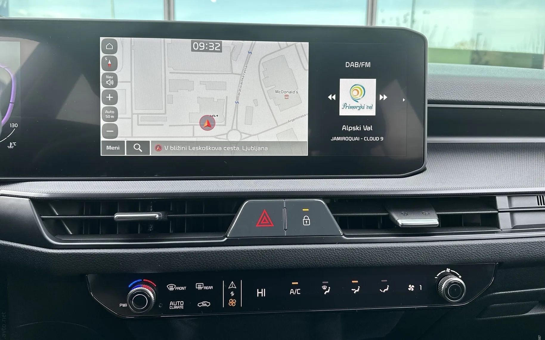 Notranja slika - KIA Stonic - 1.0 T-GDi EX Pulse DCT - 23