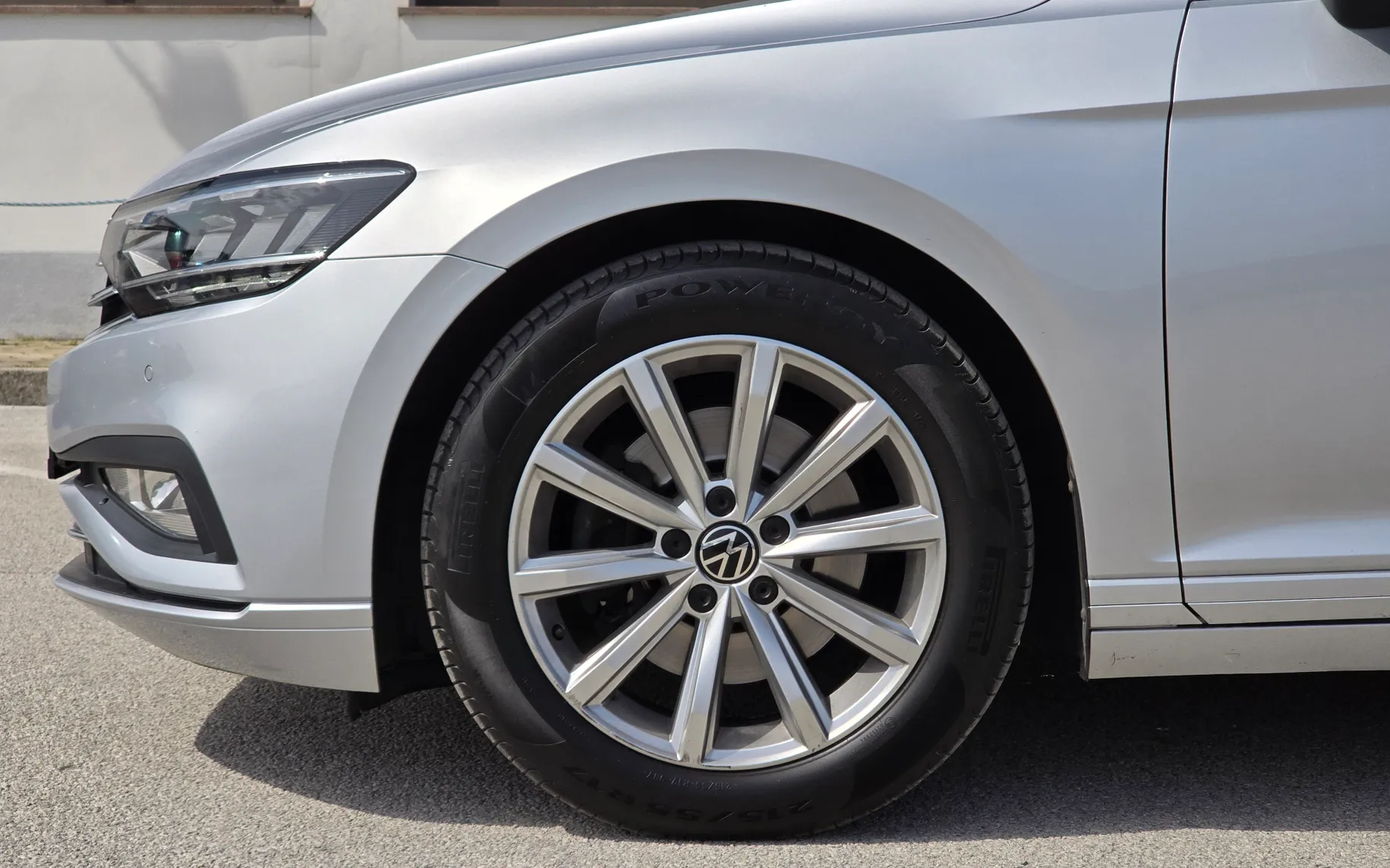 Zunanja slika - Volkswagen Passat - Variant 2,0 TDI BMT SCR Business DSG - 6