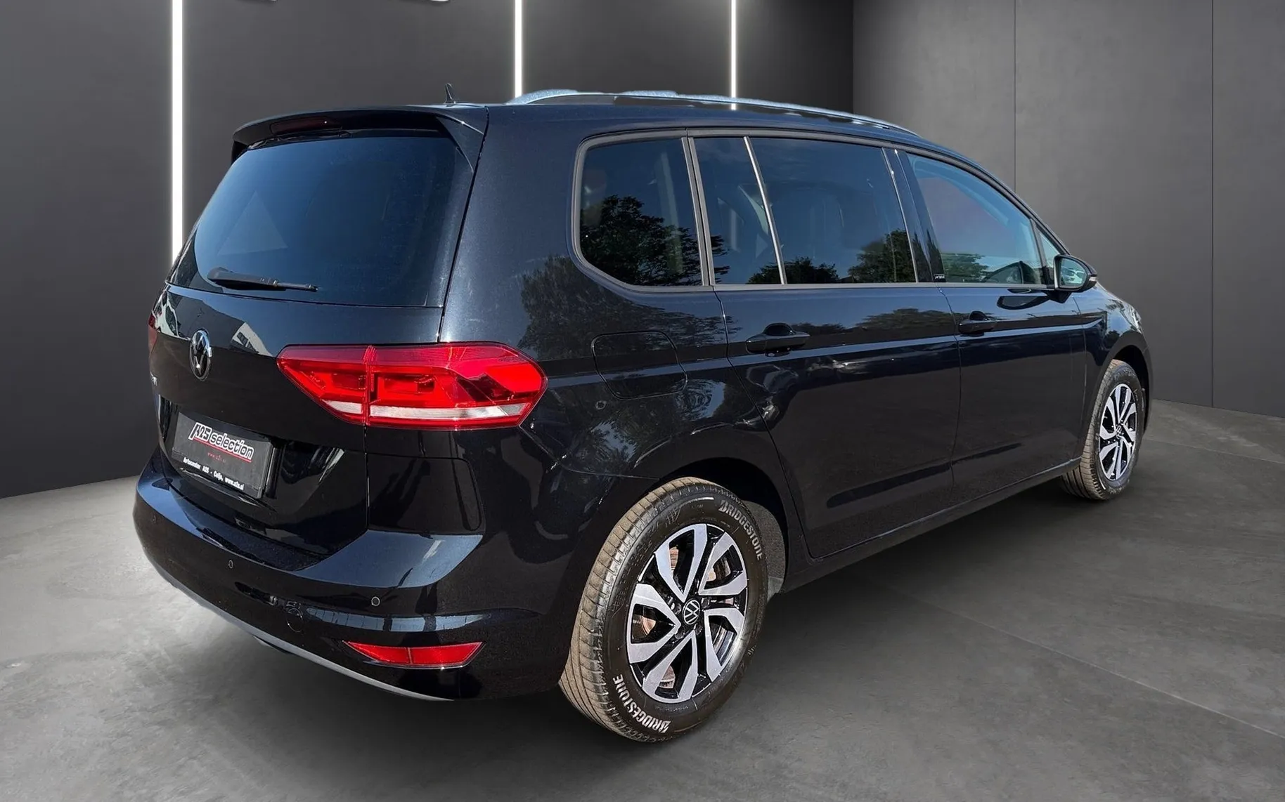 Zunanja slika - Volkswagen Touran - 2.0 TDI BMT Family DSG-ACC-PDC-KAMERA-VL.KLJUKA... - 3
