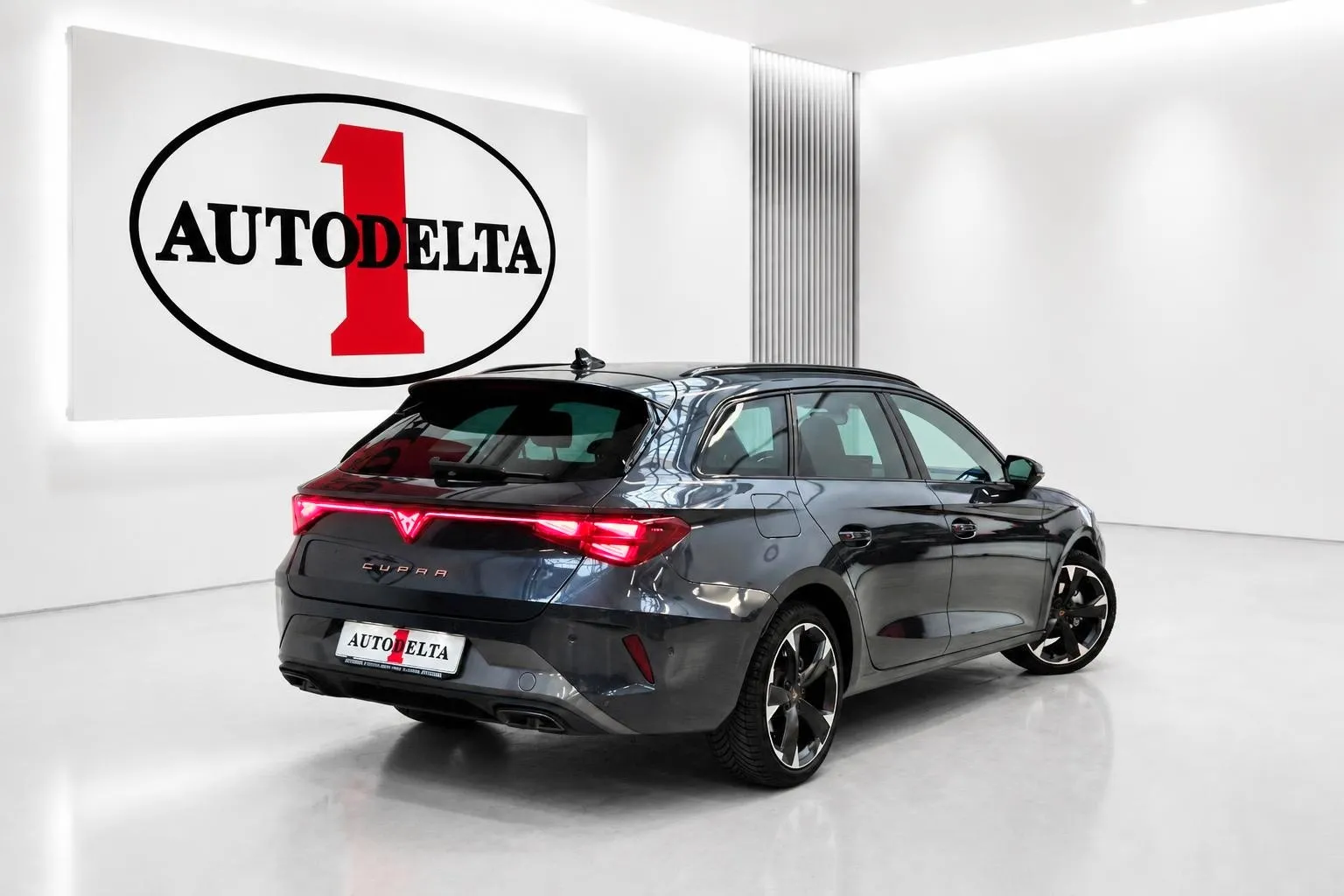 Zunanja slika - Cupra Leon - ST 1.5 eTSI DSG - 3