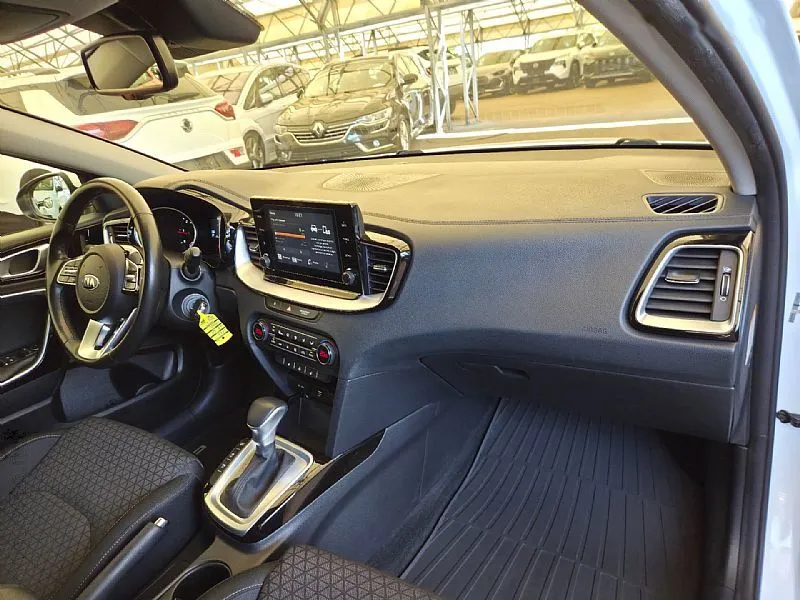 Zunanja slika - KIA Ceed - 1.6 CRDi MHEV EX Vision ISG DCT GR.SED-VOLANA - 10