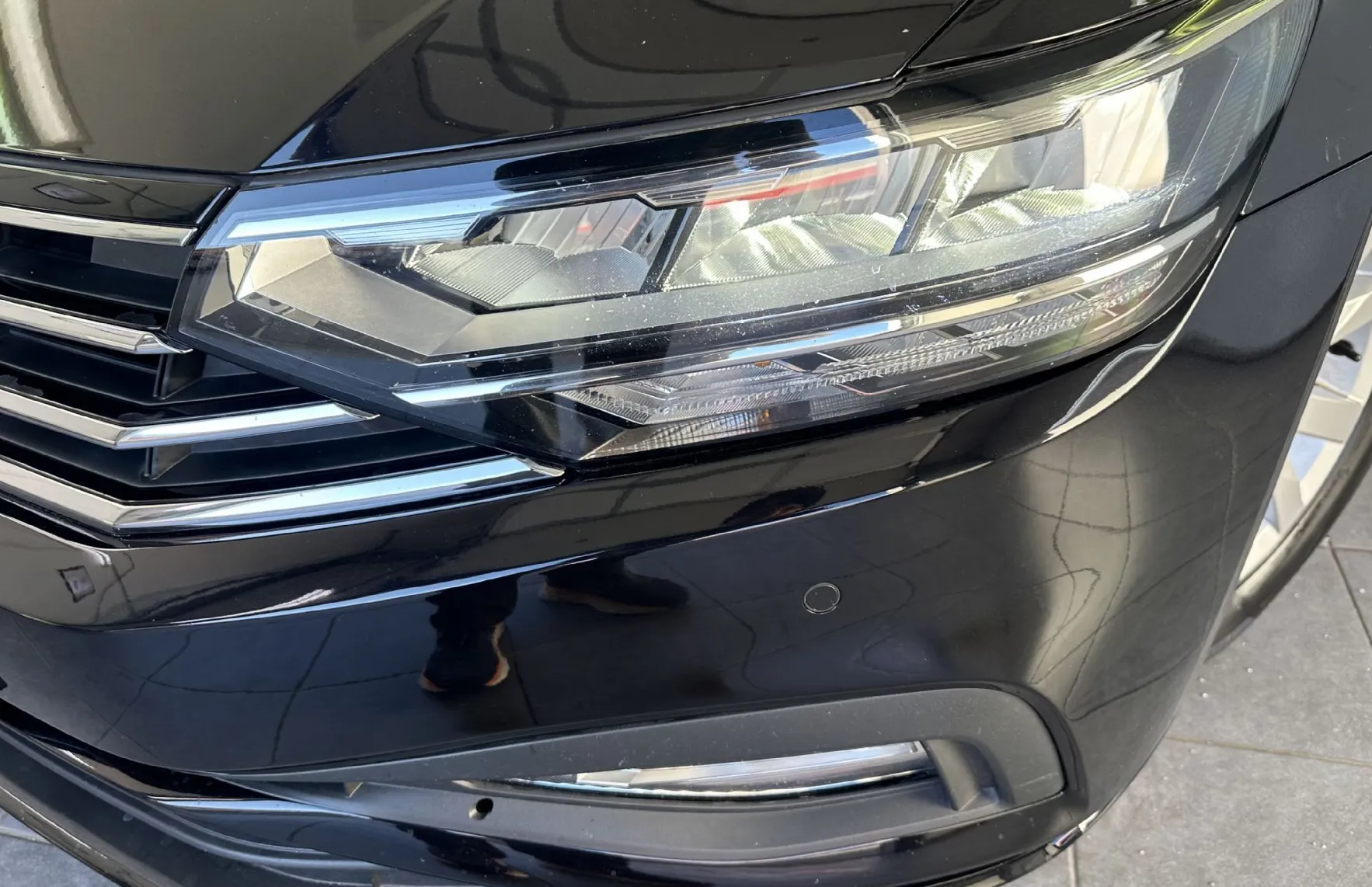 Zunanja slika - Volkswagen Passat - 2.0 TDI 110kW.LED.LIMUZINA.SAMO 120.000 KM - 5