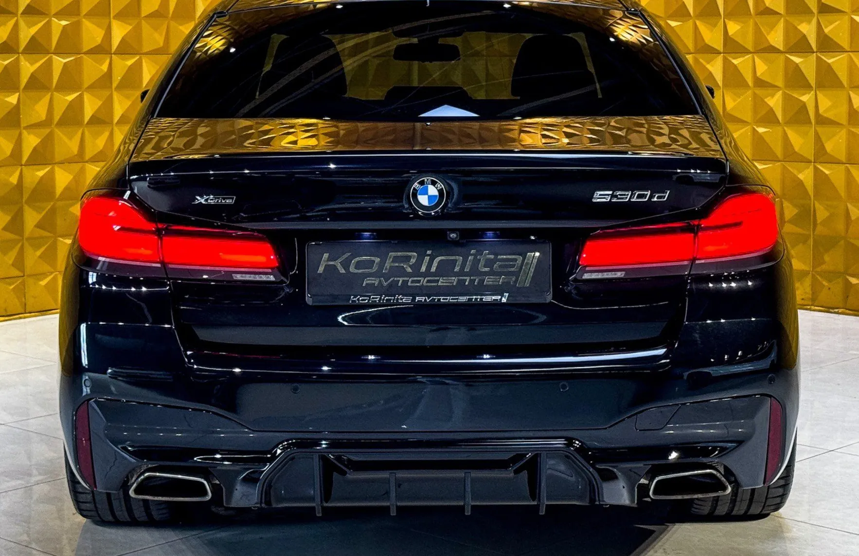 Zunanja slika - BMW Serija 5 - : 530d xDrive M Sport-LASER-4CONTROL-HLAJENJE-HEAD - 8