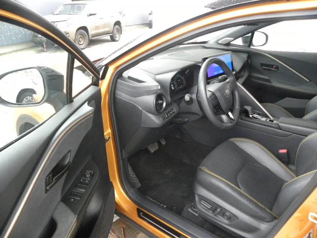 Zunanja slika - Toyota C HR PLUG-IN - Toyota C-HR 2.0 hibrid PHEV PREMIERE - 6