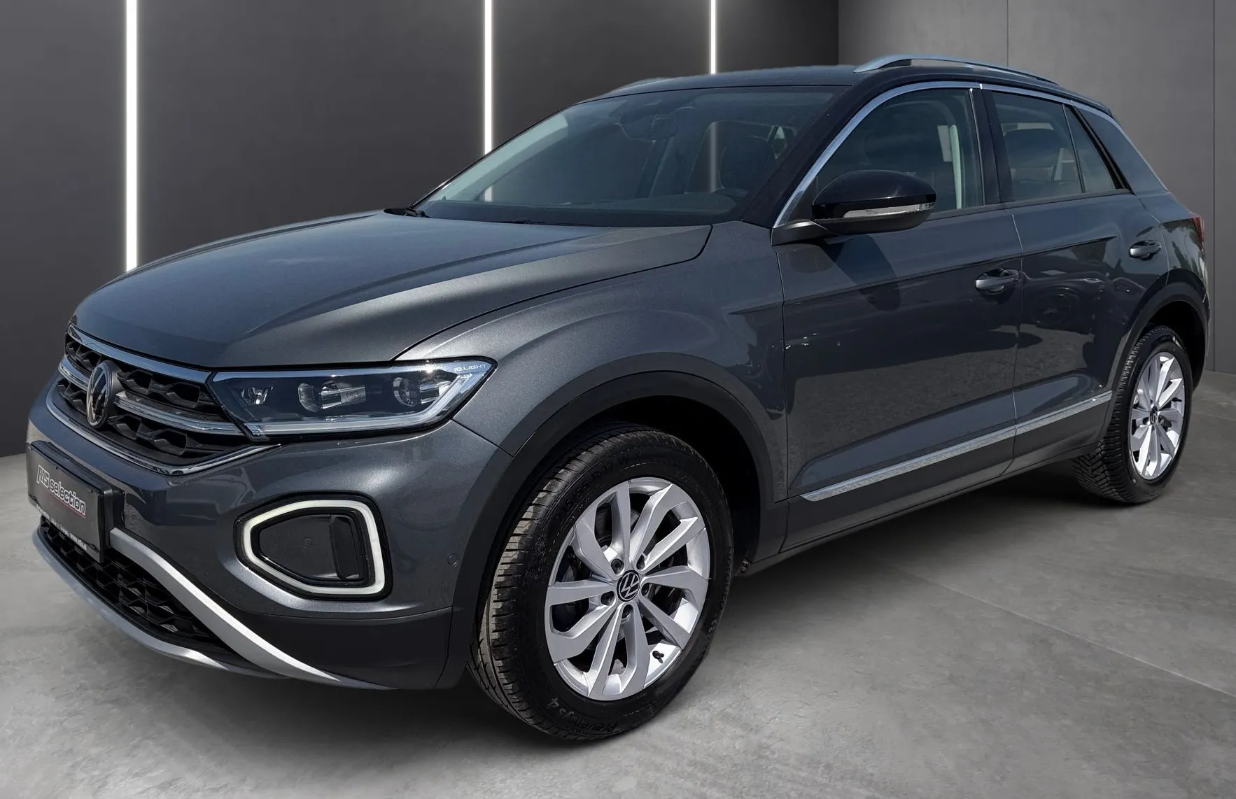 Zunanja slika - VW T-Roc - 4motion 2.0 TDI BMT Style DSG-Mrtvi kot-PDC-Kamera - 1