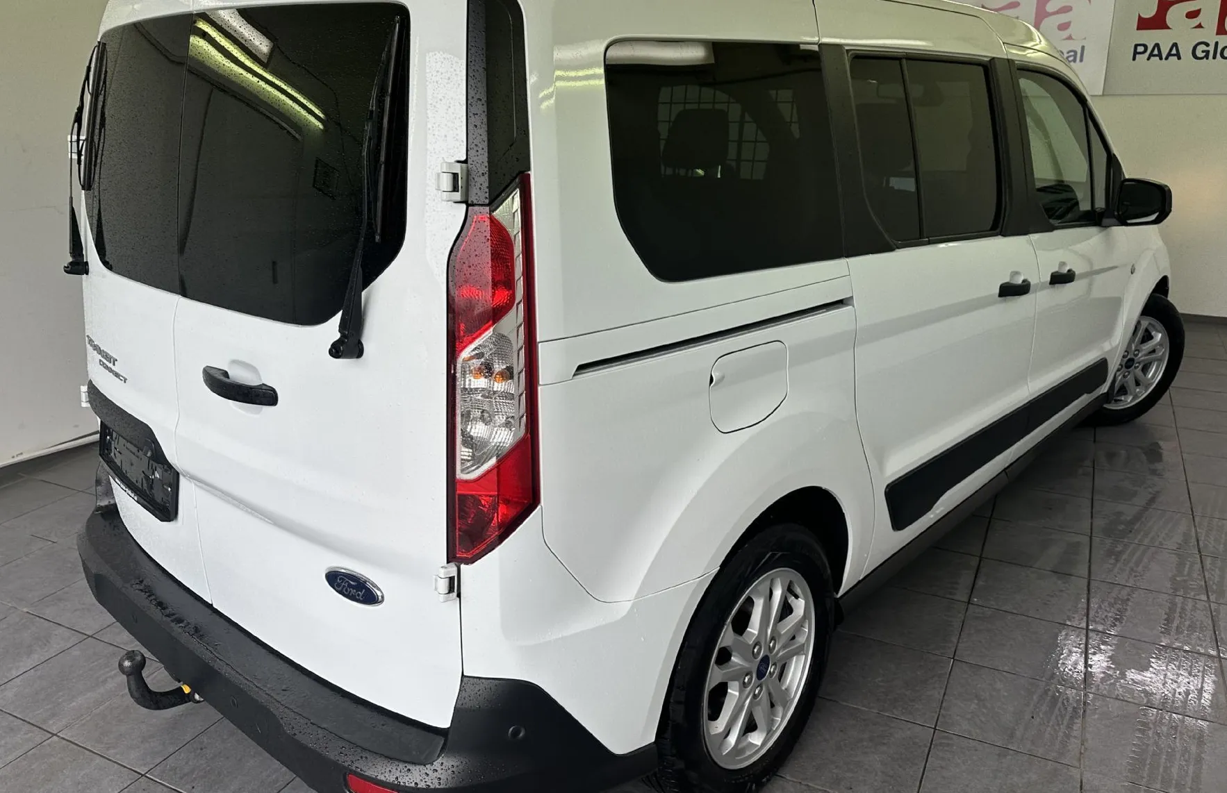 Zunanja slika - Ford Tourneo Connect - L2 Autm.88kW.NEMŠKI+4 GUME.KAMERA.GRE.SED.KLJUKA - 1