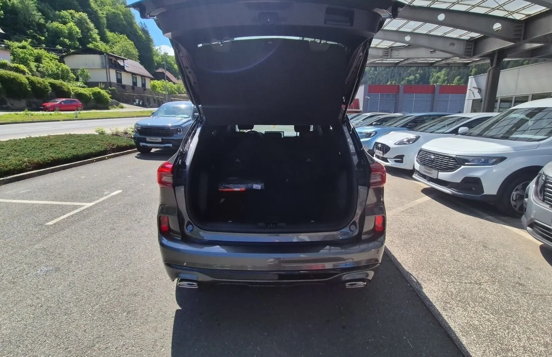 Zunanja slika - Ford Kuga - ST-LINE 2.5 Duratec Hybrid 132kW FHEV-NA ZALOGI - 9