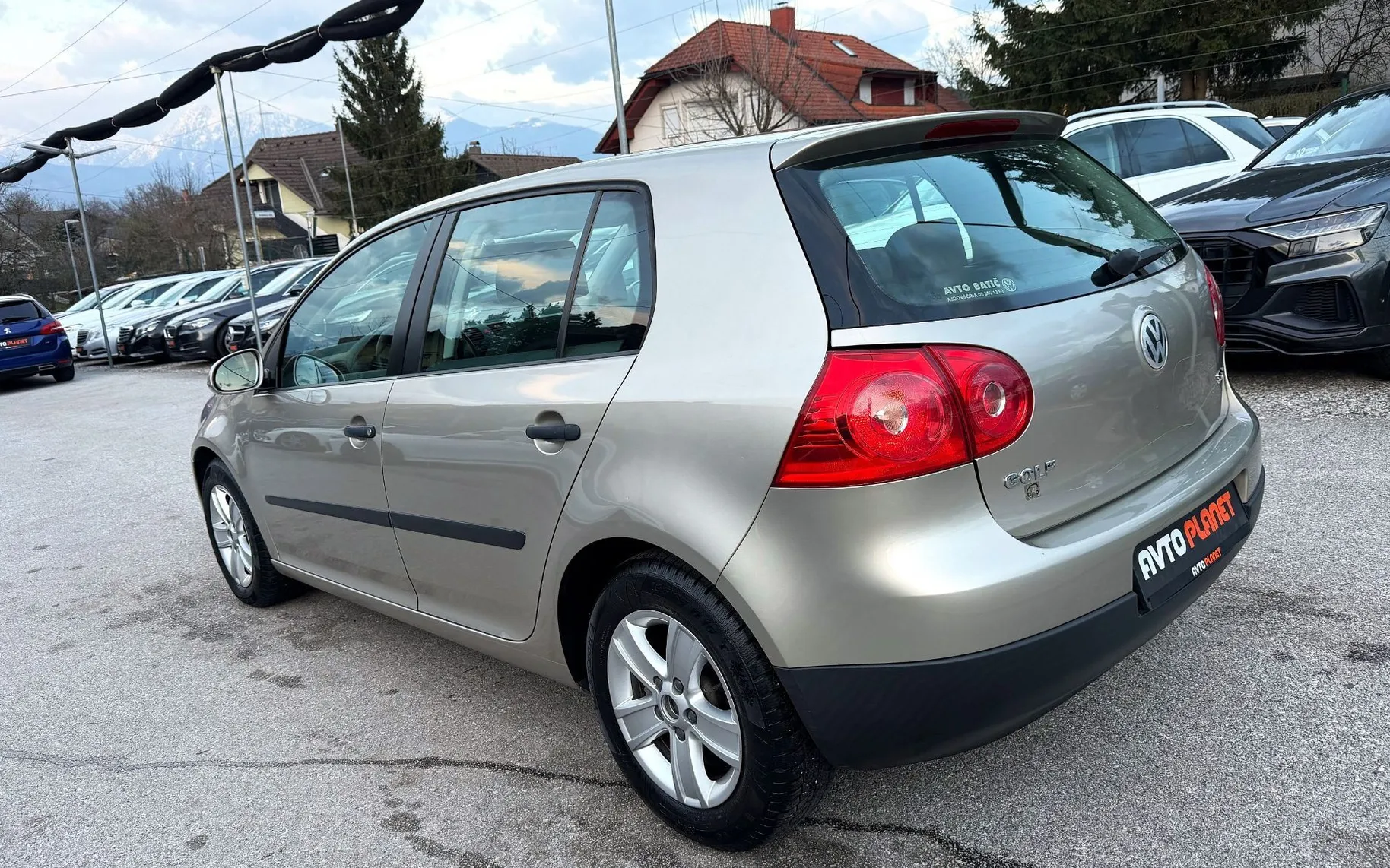 Zunanja slika - Volkswagen Golf - 2.0 SDI SLO.VOZILO 2.LASTNIK AVTO.KLIMA ALU15 - 1