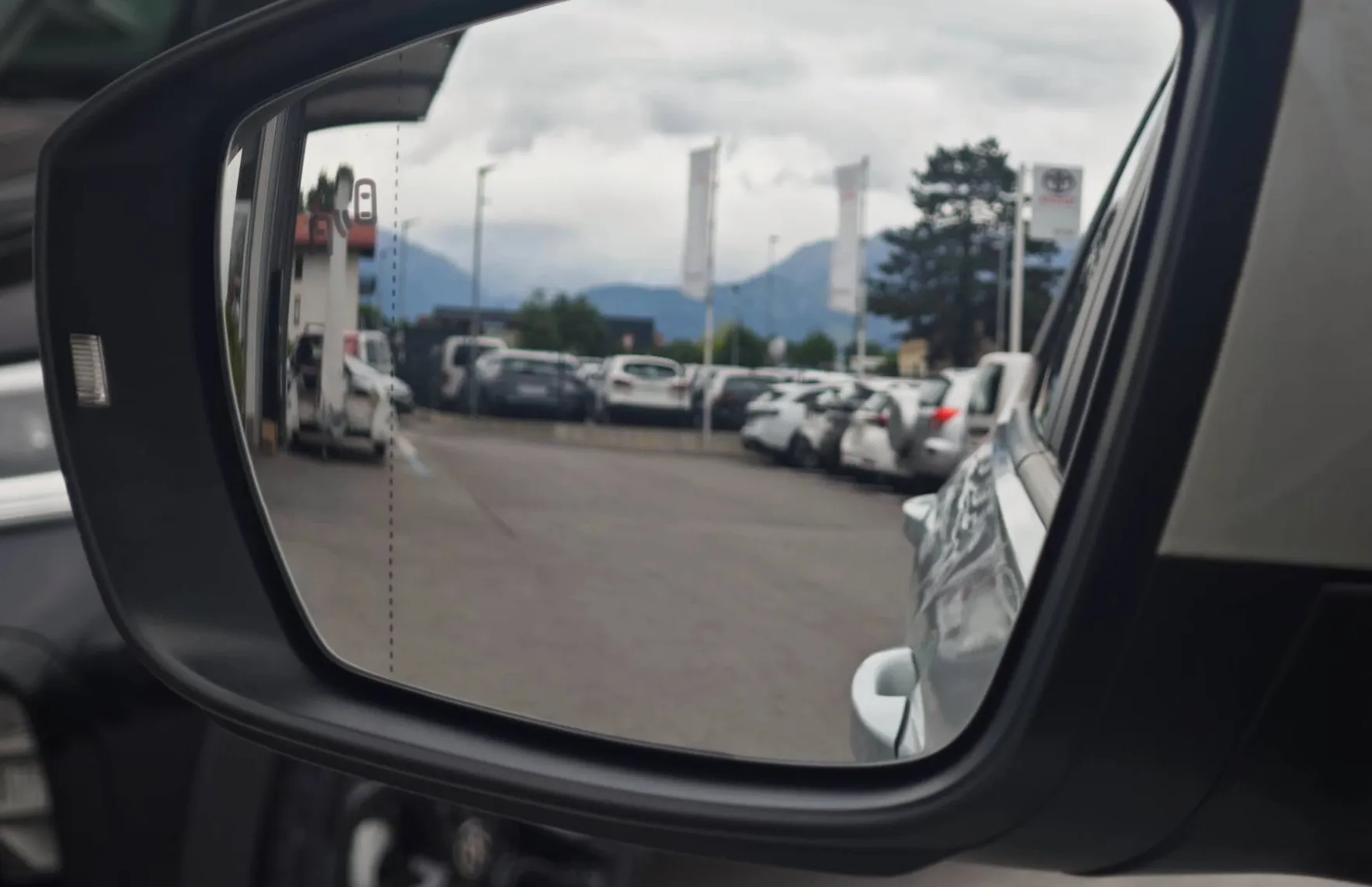 Zunanja slika - Volkswagen T-Cross - 1.0 TSI BMT |MRTVI KOT|TEMPOMAT|SLO| - 8