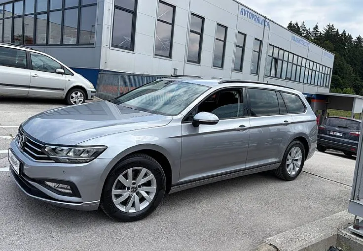 Zunanja slika - Volkswagen Passat - Variant 2.0 TDI BMT SCR Business DSG ZELO LEPO OHRANJEN - 4