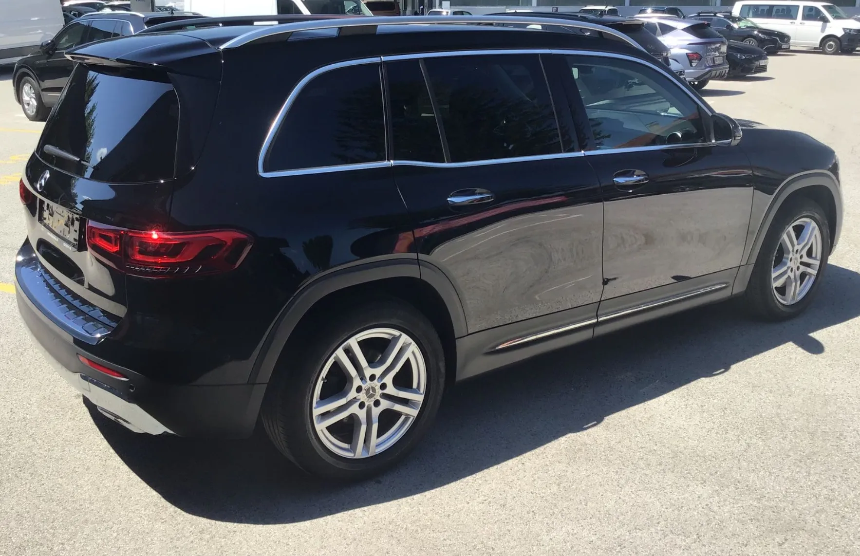 Zunanja slika - Mercedes-Benz GLB-Razred - GLB 200 d 4MATIC  Avt. - 5