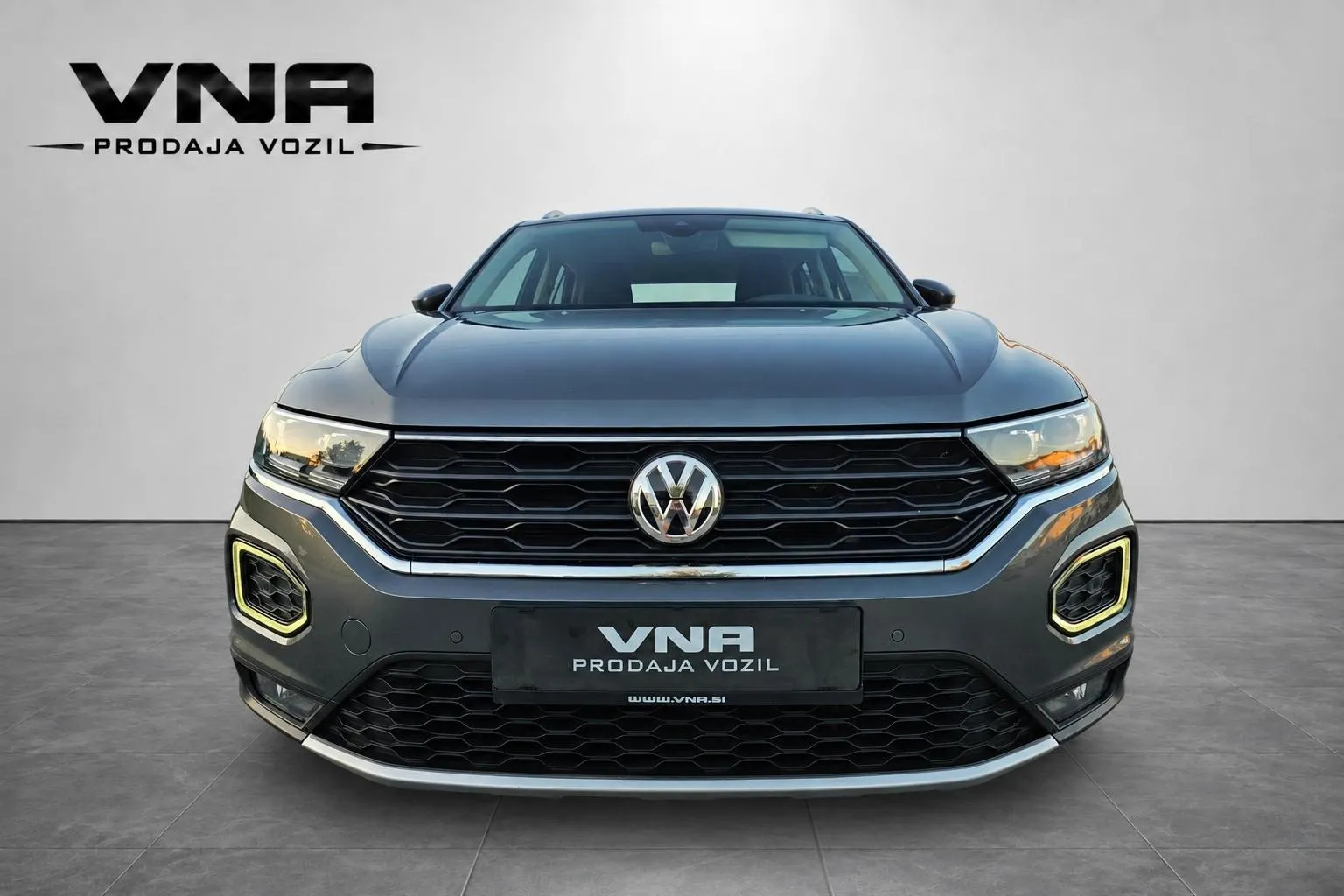 Zunanja slika - Volkswagen T-Roc - 2.0 TDI BMT Sport |VIRTUAL|RADAR|BLIS|LANE|SLO|TOP - 2