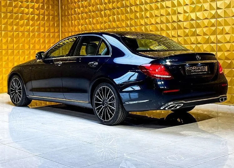 Zunanja slika - Mercedes-Benz E-Razred - E 220d KAMERA-AMBI-BURMESTER-GRETJE-F1... - 7