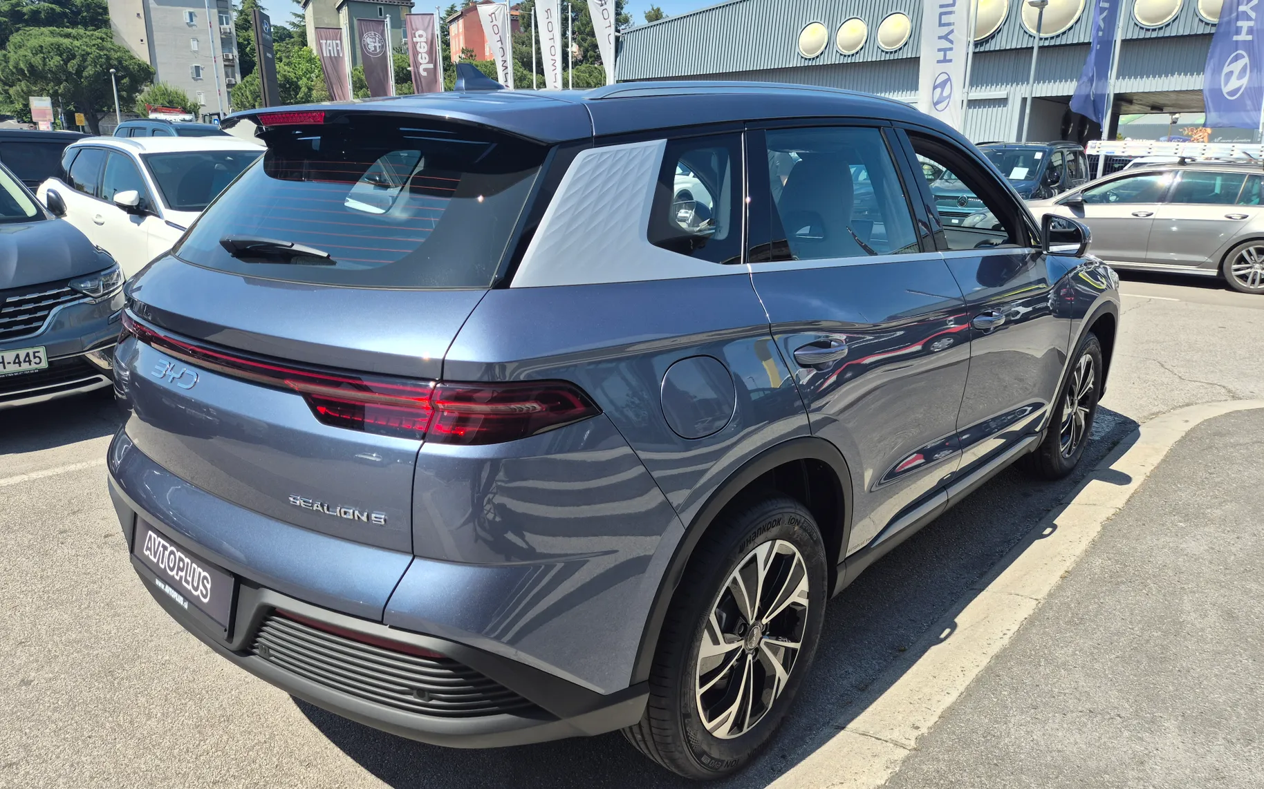 Zunanja slika - BYD SEALION 7 - DM-i DESIGN PHEV - skupni doseg 1016 km - 8
