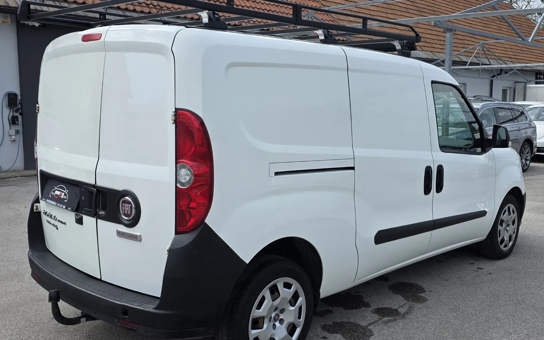 Zunanja slika - Fiat Doblo - 1,6 Multijet 16V Eas yN1 TEMP KAMERA KLJUKA NAVI KLIMA - 4
