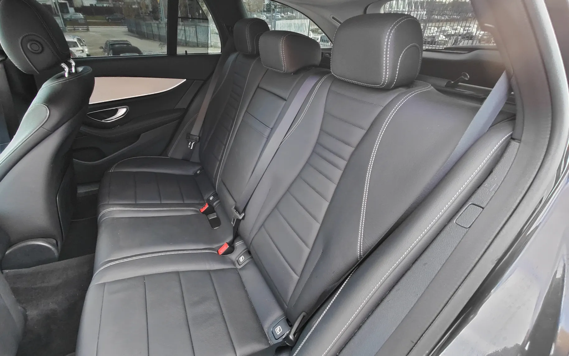 Zunanja slika - Mercedes-Benz E-Class - E300e PHEV ACC KAM NAVI LED PDC LANE VIRTUAL USNJE - 16