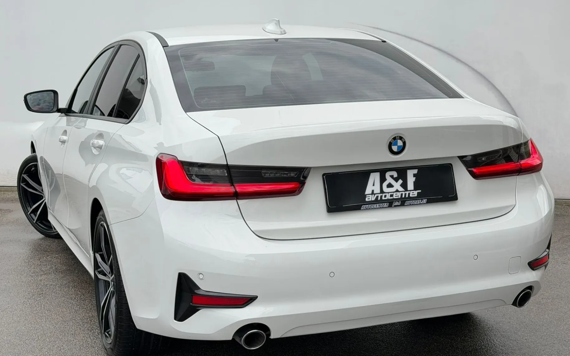 Zunanja slika - BMW Serija 3 - : 318d-AUT-LED-100.000km-LIZING ZA TUJCE-NAVI- - 7