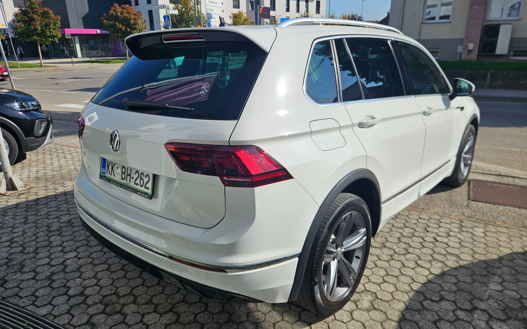 Zunanja slika - Volkswagen Tiguan - 4motion 2.0 TDI Highline DSG - 3