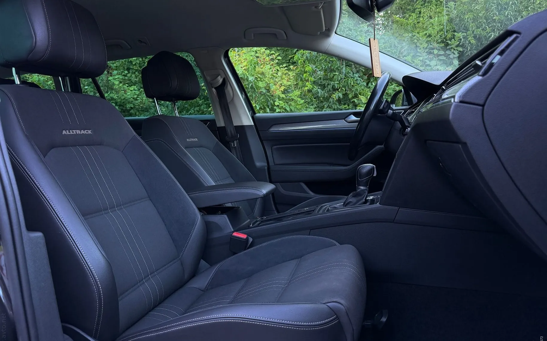 Notranja slika - Volkswagen Passat Alltrack - 4motion 2.0 TDI DSG|MATRIX|ACC|KLJUKA|19COL|KAMERA - 9