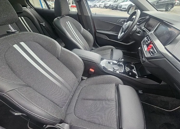 Zunanja slika - BMW Serija 1 - : 118i SPORT LED-ŠIBEDAH-KAMERA-NAVI - 12