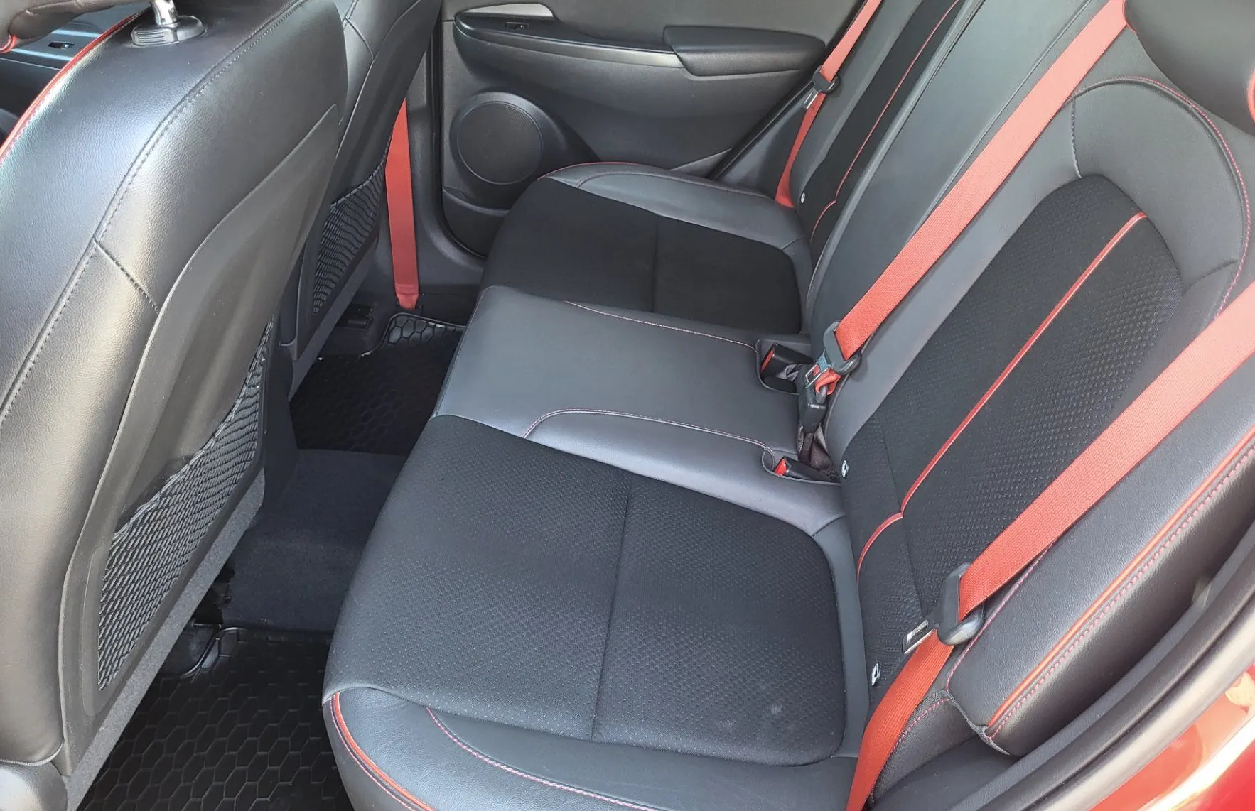 Zunanja slika - Hyundai Kona - 1.0 T-GDI 120 Style slo-1 last-servisiran.acc.pdc. - 17