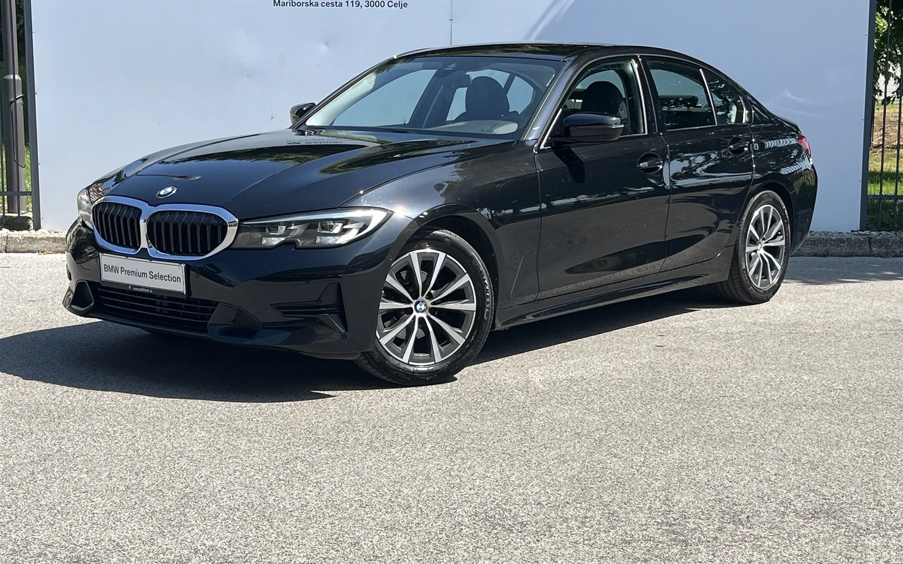 Zunanja slika - BMW Serija 3 - 318i Limuzina - 1