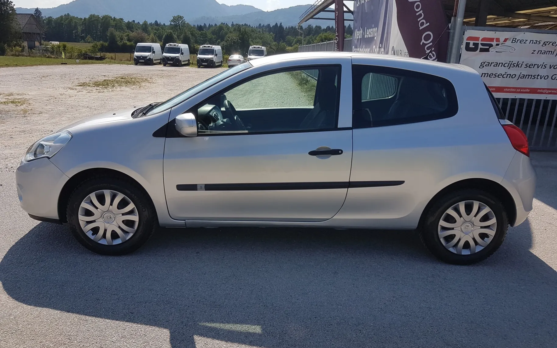 Zunanja slika - Renault Clio - 1,5 dCi Dynamique - 4