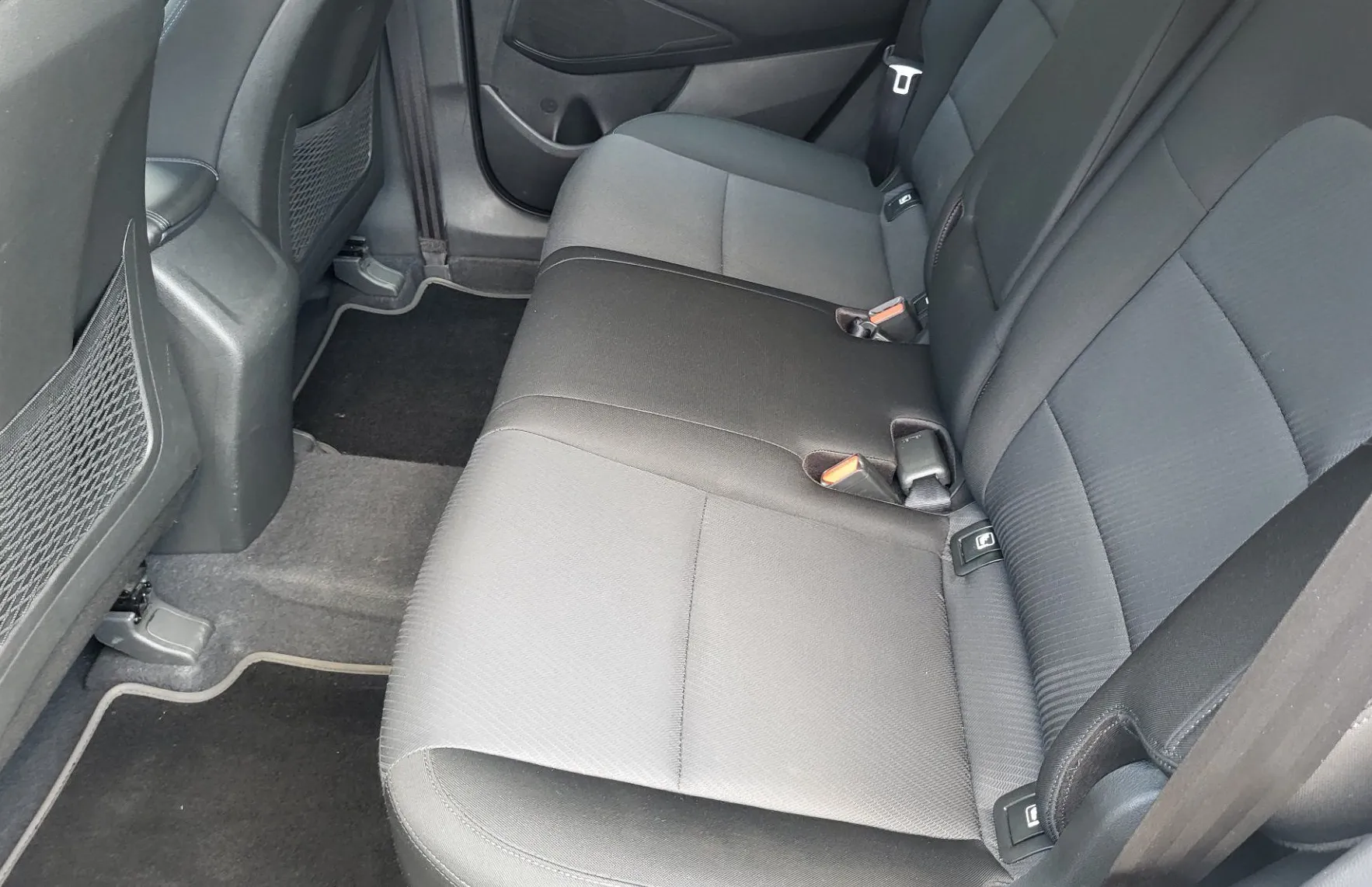 Zunanja slika - Hyundai Tucson - 1.6 GDI slo-1last-nav-pdc-alu-ac-el.paket-servisir - 18