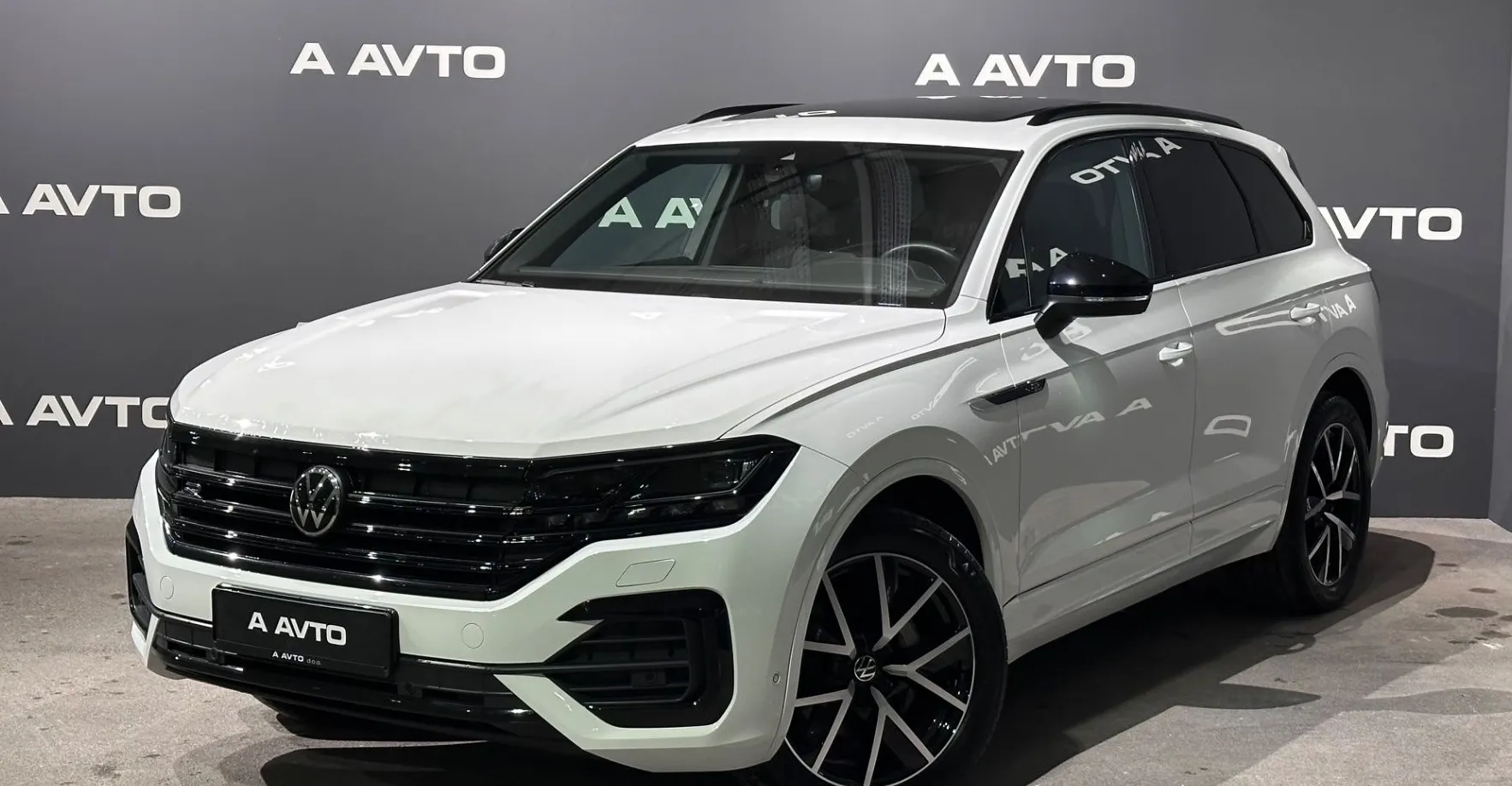 Zunanja slika - Volkswagen Touareg - 4motion V6 TDI BMT R-Line Tiptronic-VK-ZRAČNO-PANO - 1