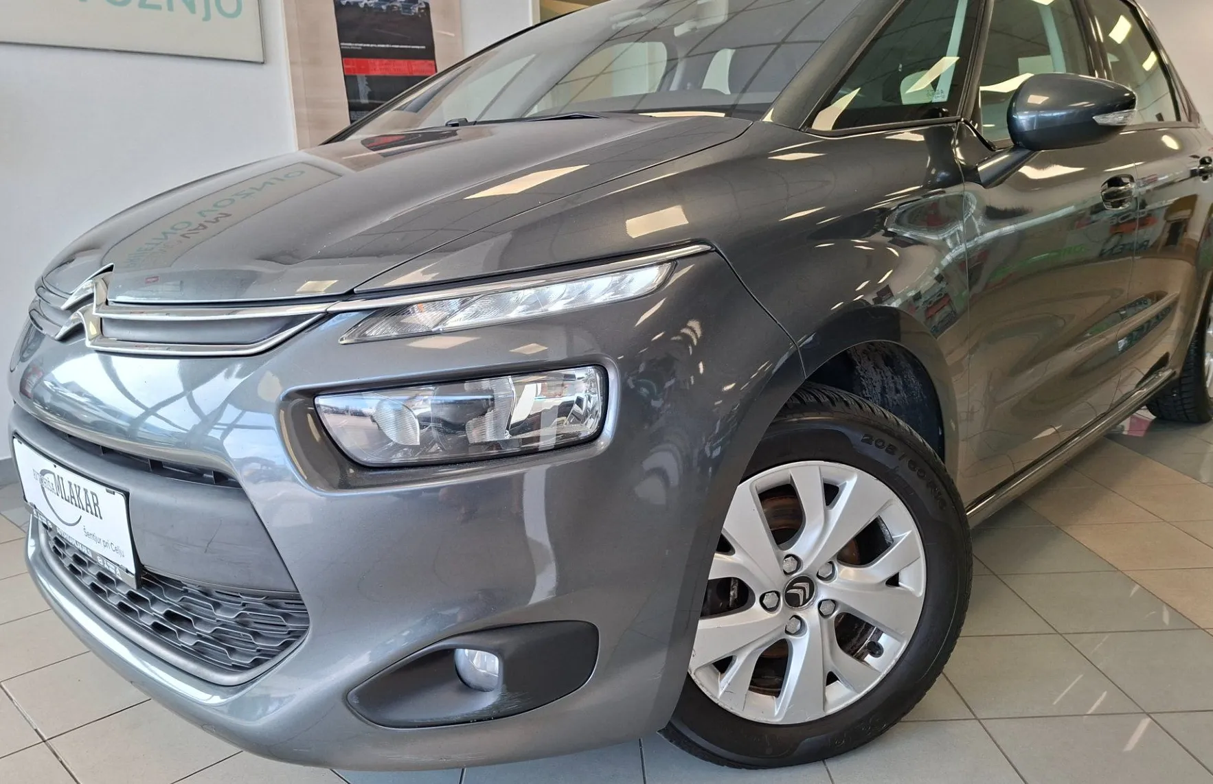 Zunanja slika - Citroën C4 - Picasso 1.6 e-HDi Exclusive-HITRI KREDIT-ODLIČEN- - 2