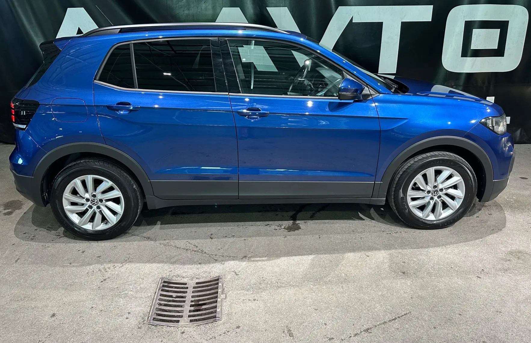 Zunanja slika - Volkswagen T-Cross - 1.5 TSI BMT Life DSG-NAVI-ACC-ALU-PDC... - 3