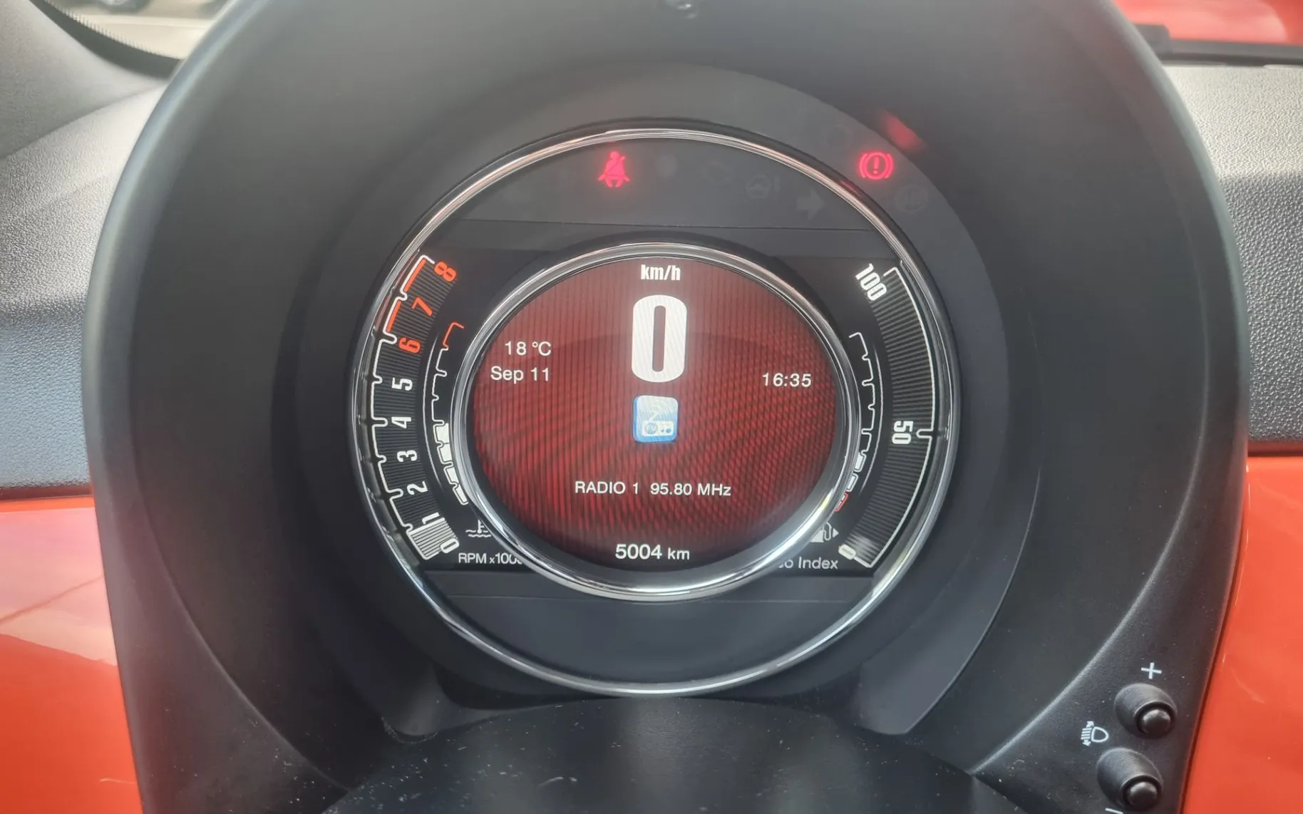 Zunanja slika - Fiat 500C - 500 1.0 MHEV Dolcevita  - SAMO 4.992km - CABRIO - 7