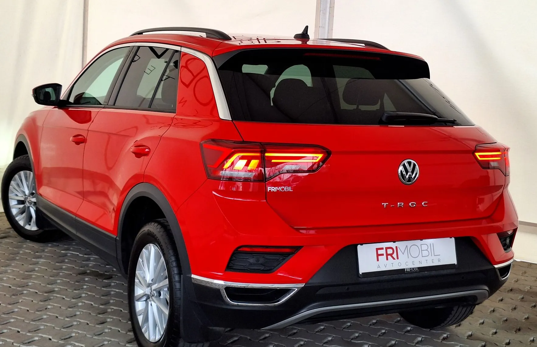 Zunanja slika - VW T-Roc - 1.0 TSI Style•PARK.SENZORJI•ACC•MRTVI KOTI•SLO• - 4