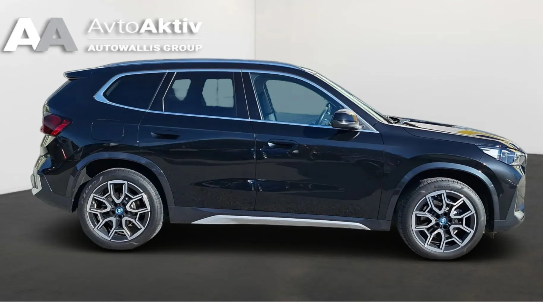 Zunanja slika - BMW X1 - serija :  xDrive25e X-LINE. SLO.LED - 5