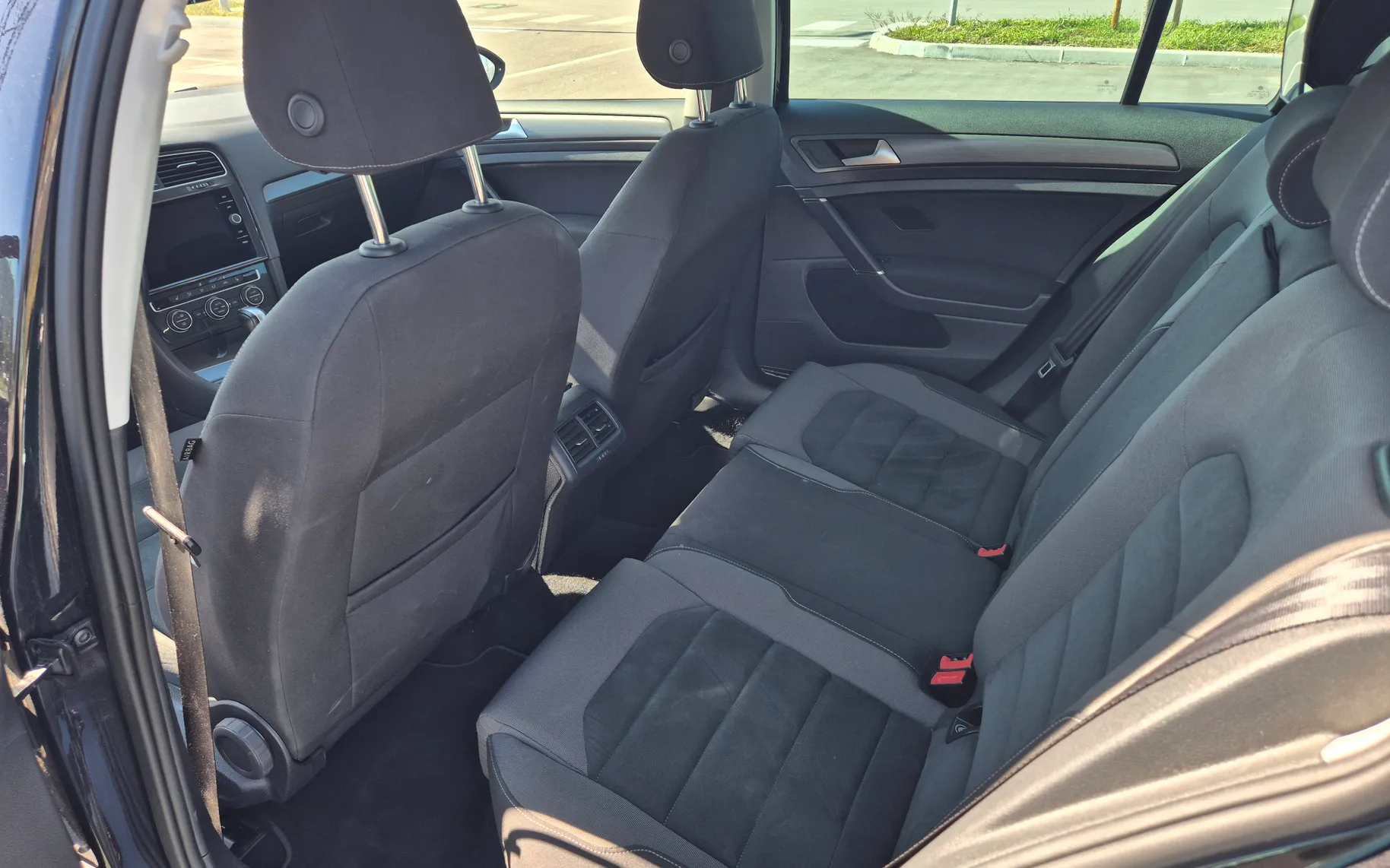 Notranja slika - Volkswagen Golf - Variant 1,6 TDI BMT Comfortline DSG - 6