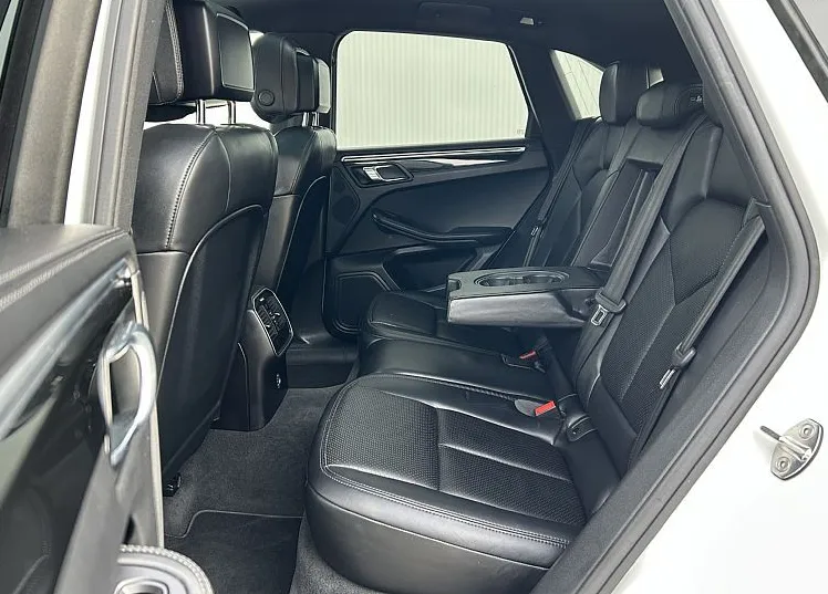 Zunanja slika - Porsche Macan - 3.0 S ZRAK-ACC-PANO-GR.SED-360 KAMERA - 10