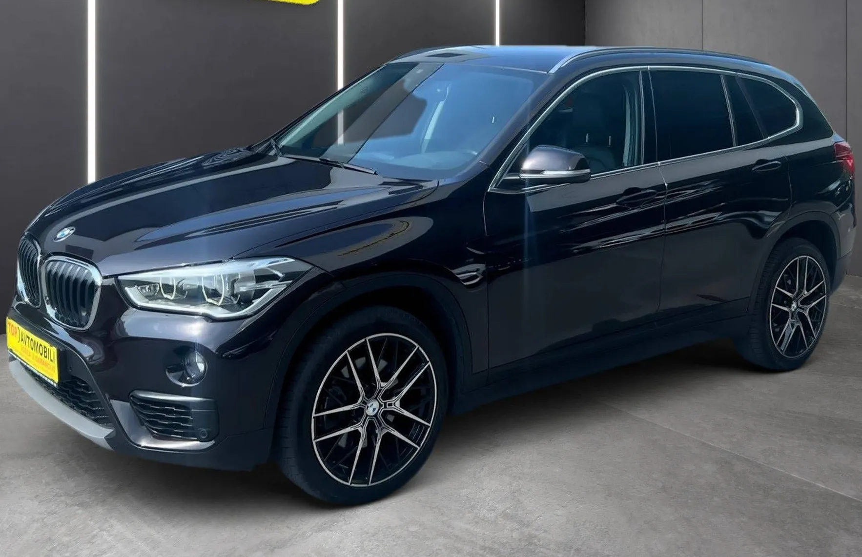 Zunanja slika - BMW X1 - serija : XDrive20d  NAVI PDC KAMERA RADAR LINE ASSIST T.. - 3