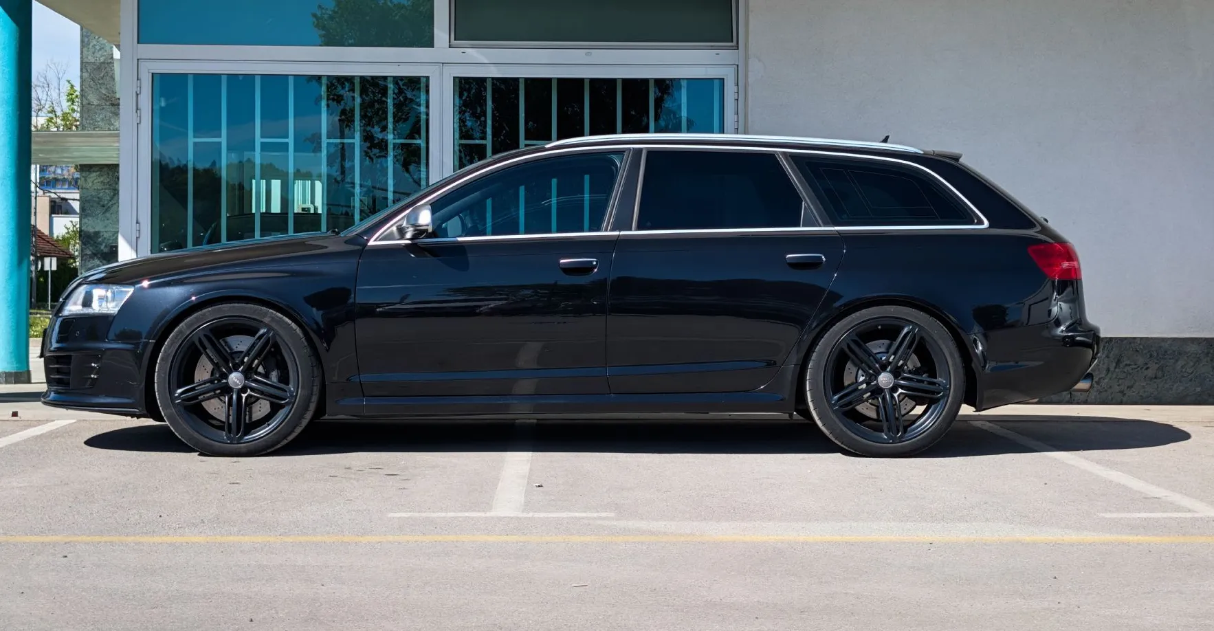 Zunanja slika - Audi RS6  - Avant 5.0 V10 FSI AUT. Quattro Xenon Navi Bose - 8