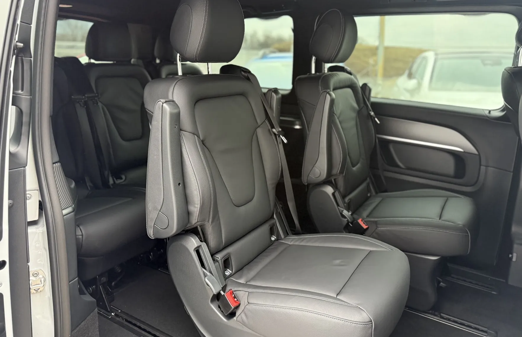 Zunanja slika - Mercedes-Benz V-Razred - V 300 d 4MATIC Avantgarde dolgi - 10