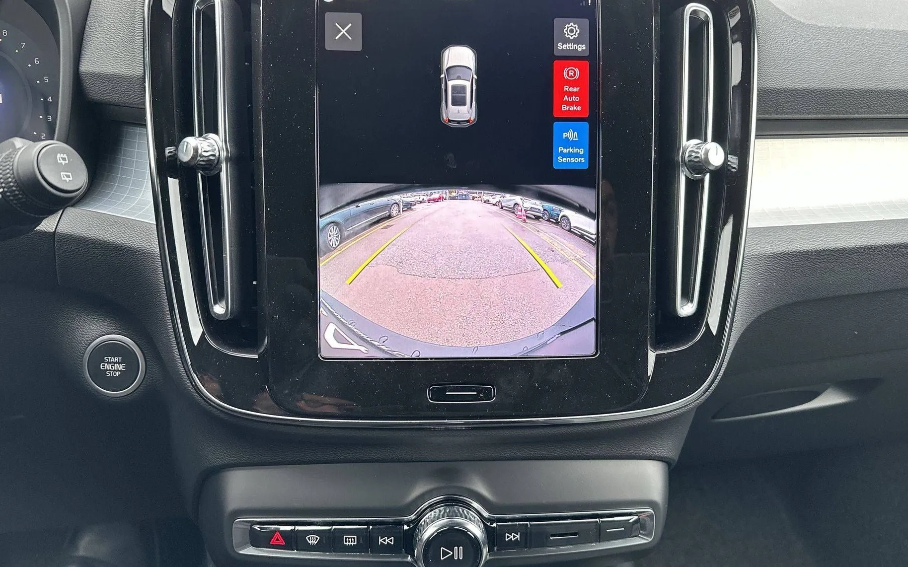 Zunanja slika - Volvo XC40 - B3 P Core AT DCT... - 15