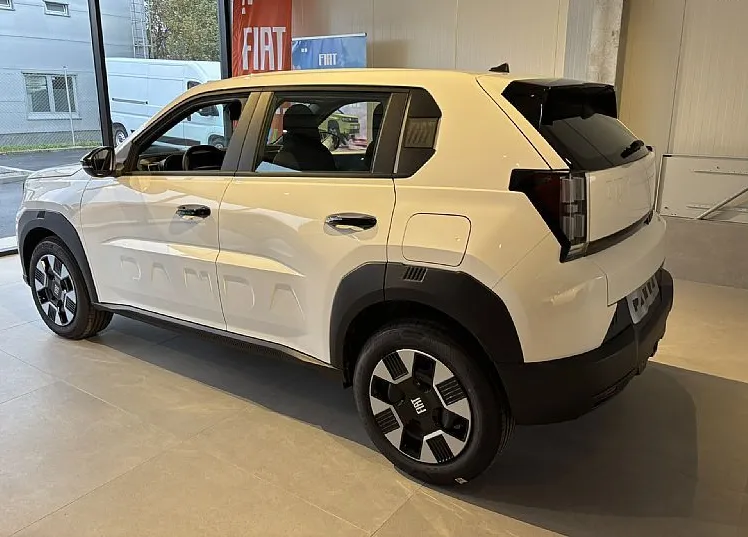 Zunanja slika - Fiat Grande Panda - 1.2 T-Gen3 110 AT6 ICON - 3