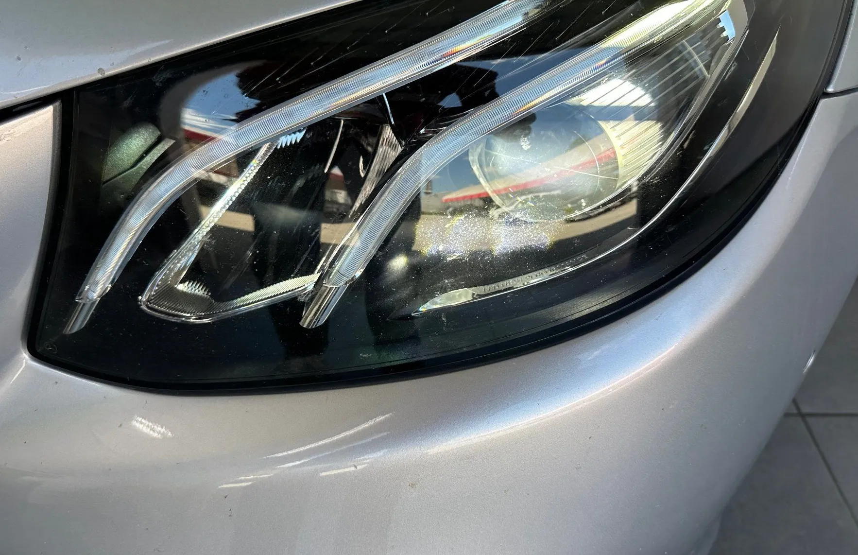 Zunanja slika - Mercedes-Benz E-Razred - E 220 d Avantgarde Avt.KAMERA.NAVI.USNJE.LED - 13