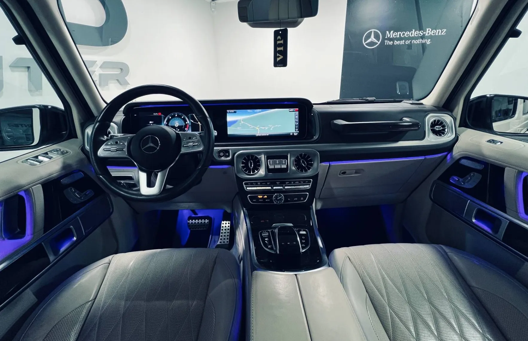 Zunanja slika - Mercedes-Benz G-Razred - G350d AMG G63 LOOK-KAMERA-ALU 23- - 8