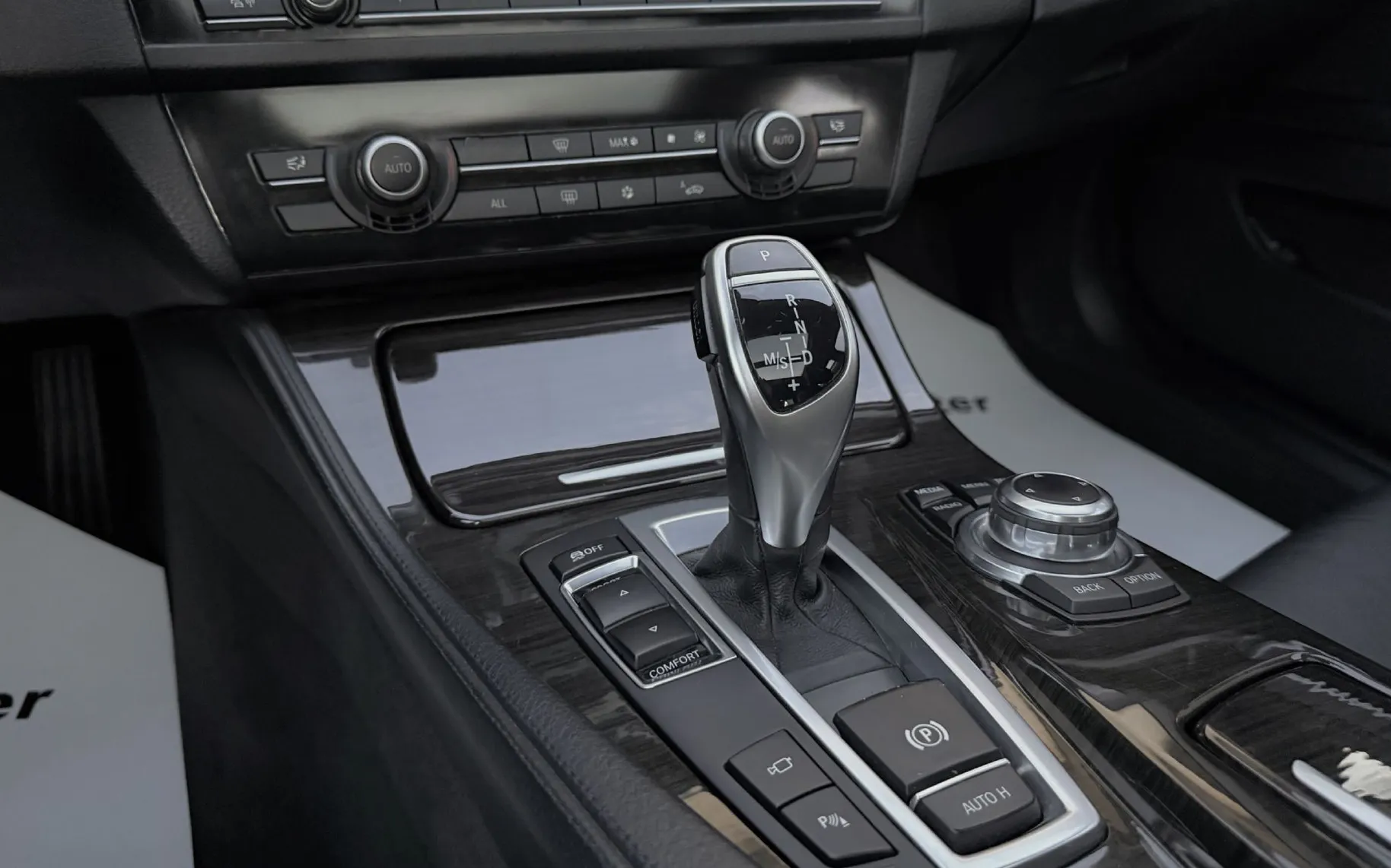 Zunanja slika - BMW Serija 5 - Touring: 520D AVT|PANORAMA|MEMORY|VELIKA NAVI|BIXENON|17 - 11