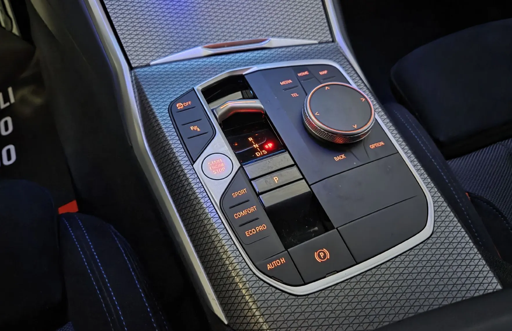 Zunanja slika - BMW Serija 3 - Touring: 320d Touring Avt-M.SPORT-LED-WIDE-KAM-KLJUKA - 15