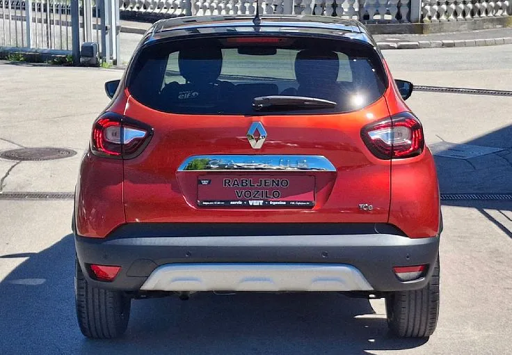 Zunanja slika - Renault Captur - TCe 120 Energy Outdoor 1. LASTNIK SLO. POREKLO - 5