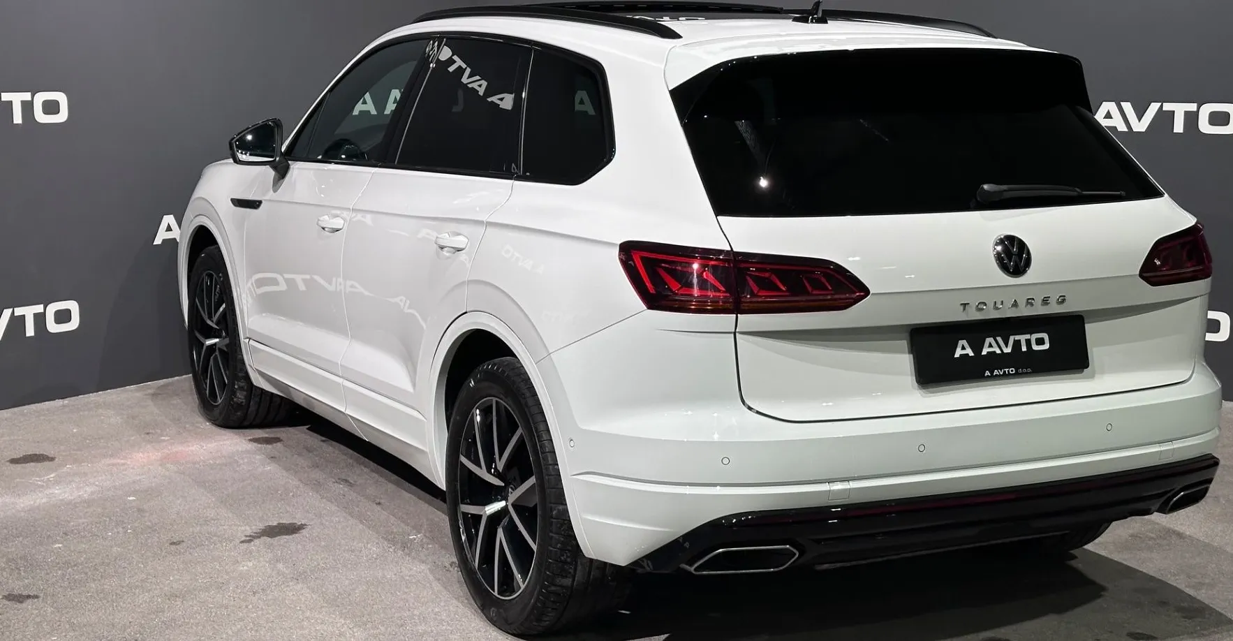 Zunanja slika - Volkswagen Touareg - 4motion V6 TDI BMT R-Line Tiptronic-VK-ZRAČNO-PANO - 5