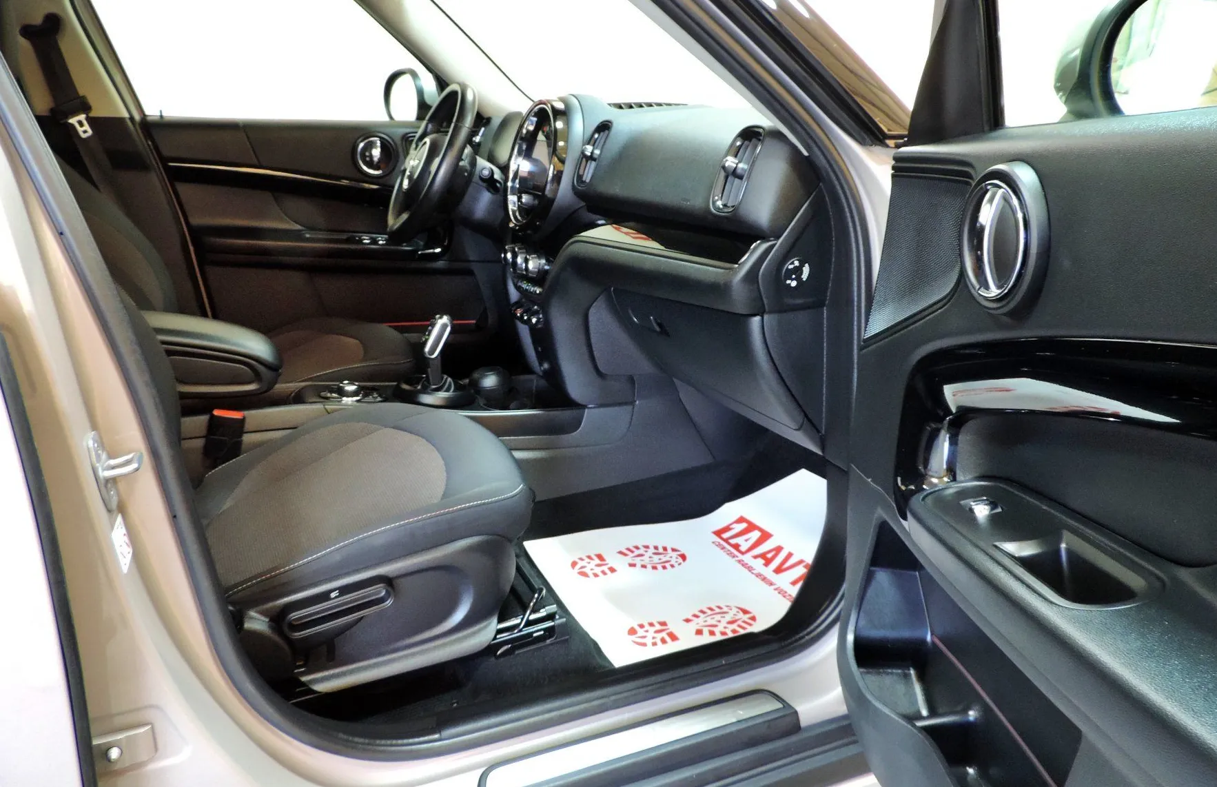 Zunanja slika - MINI Countryman - Cooper D Avt. LED-KAMERA-KEYLESS - 11
