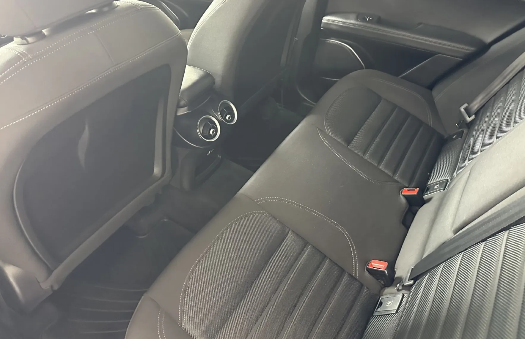 Zunanja slika - Alfa Romeo Stelvio - 2.2 TURBO DIESEL 190CV AT8 Q4.ACC.KAMERA.LED.NAVI - 4